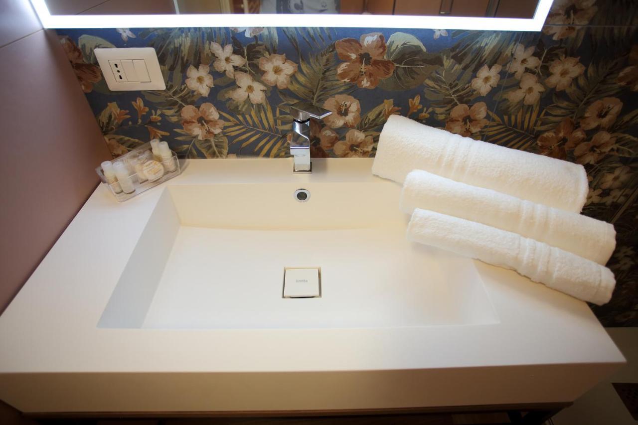 Casa Nera Guesthouse 蒙泰斯卡廖索 外观 照片