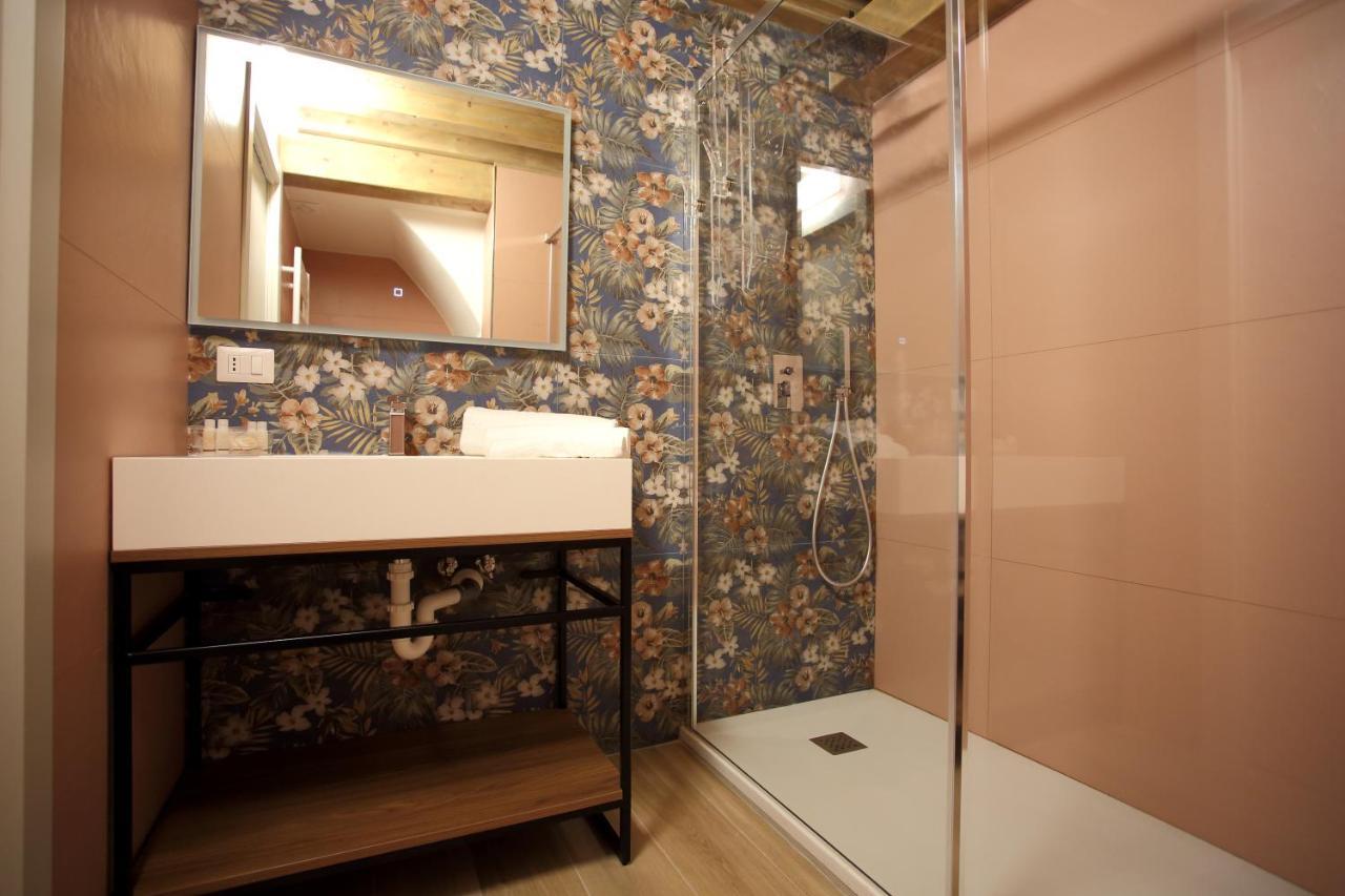 Casa Nera Guesthouse 蒙泰斯卡廖索 外观 照片